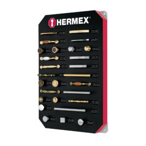 Exhibidor con jaladeras y perillas, 1 tablero, HERMEX
